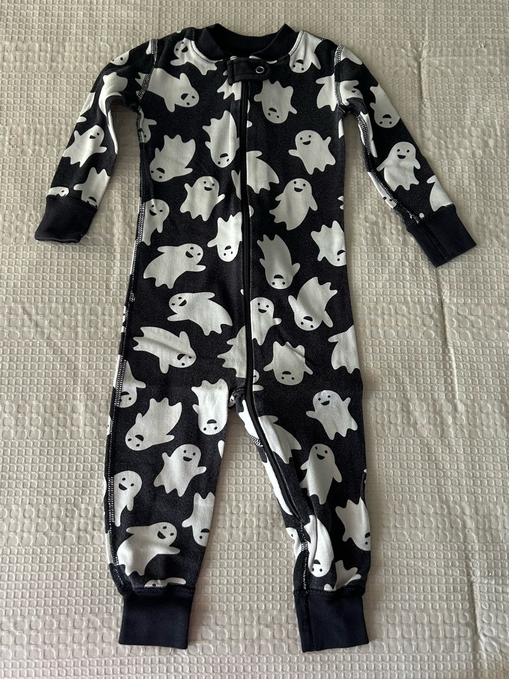 Hanna Andersson Black Ghost Print Kids One-Piece Footless Pajamas